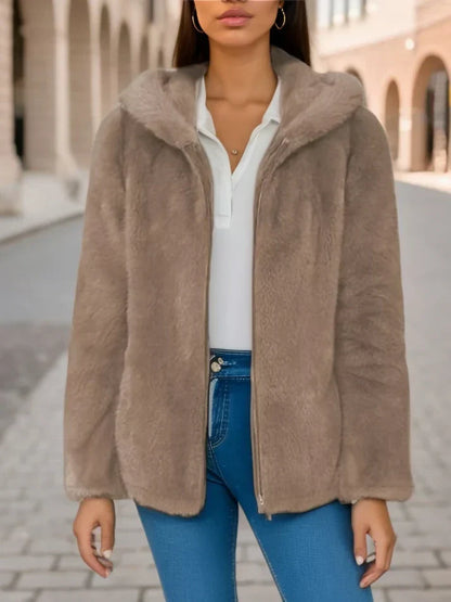 Selina – fleece-sweatshirt mit kapuze und wollfutter