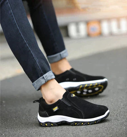 Moderne Slip-On Sneakers mit Elastischen Einsätzen