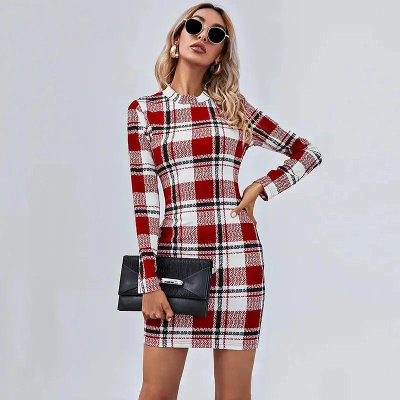 Kariertes Kleid – Kurvenbetontes Design
