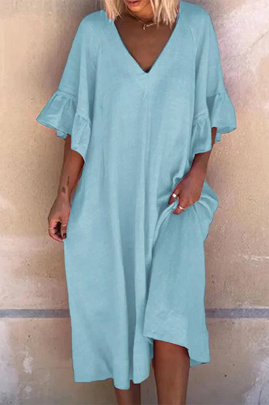 Luftiges Baumwollkleid mit V-Ausschnitt und Flügelärmeln