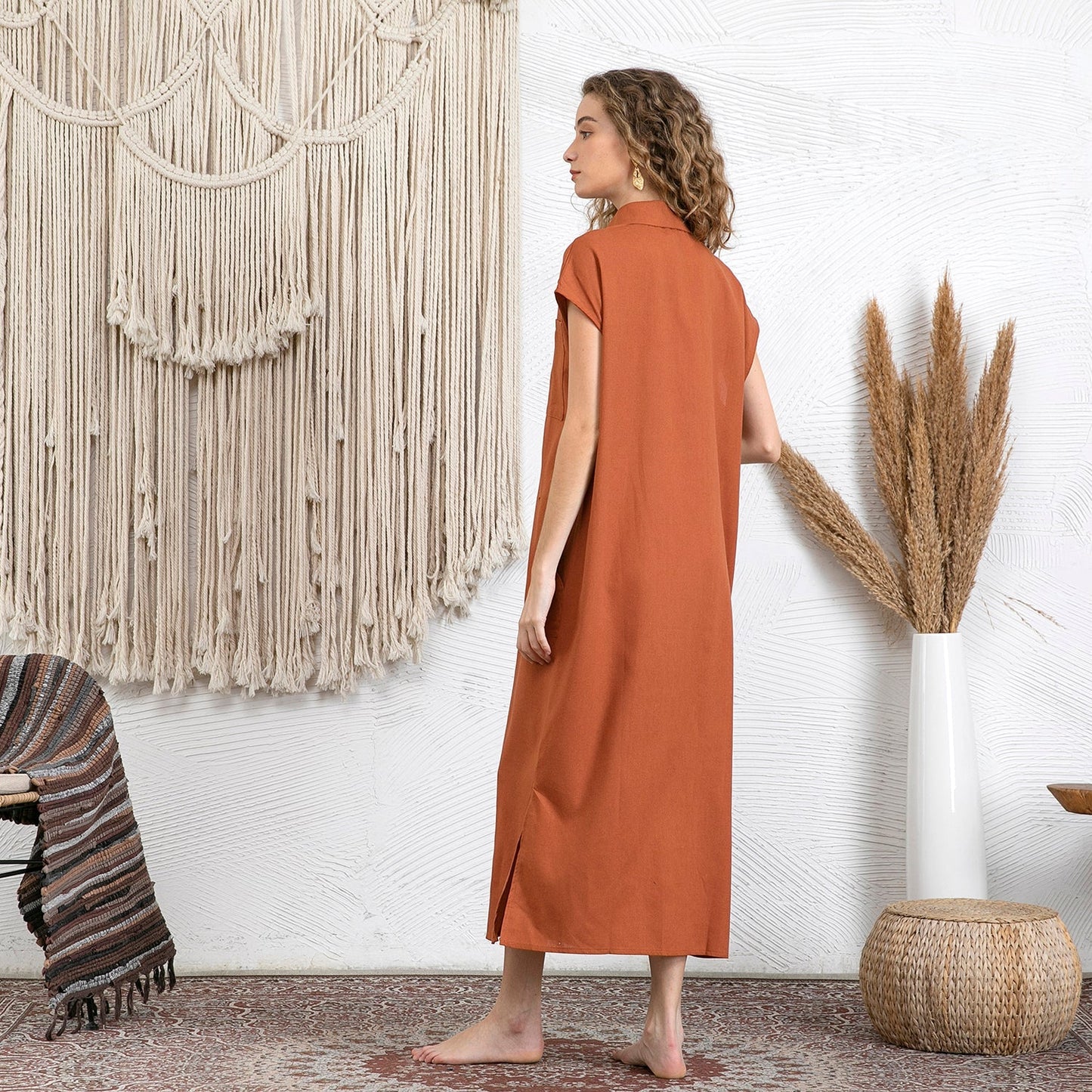 Leinenkleid mit durchgehender Knopfleiste