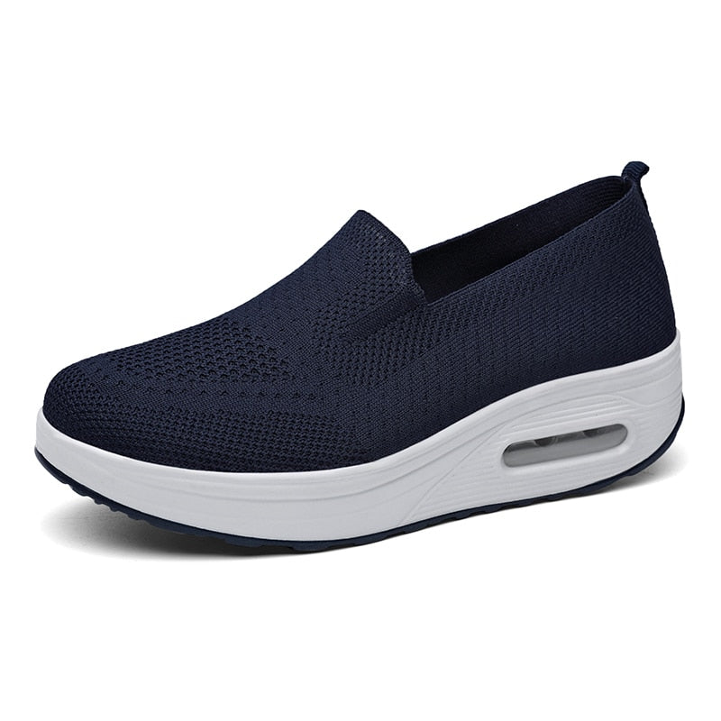 Leichtfüßige Eleganz: Slip-On-Atmungsaktive Sneaker