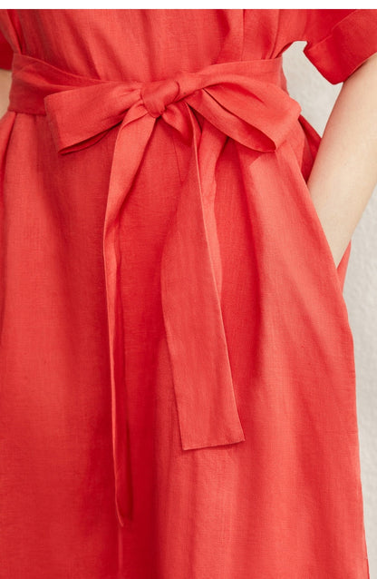 Charmantes Midikleid mit Gürtel – Klassisch & Komfortabel