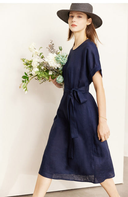 Charmantes Midikleid mit Gürtel – Klassisch & Komfortabel