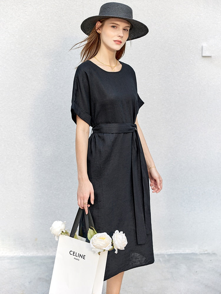 Charmantes Midikleid mit Gürtel – Klassisch & Komfortabel