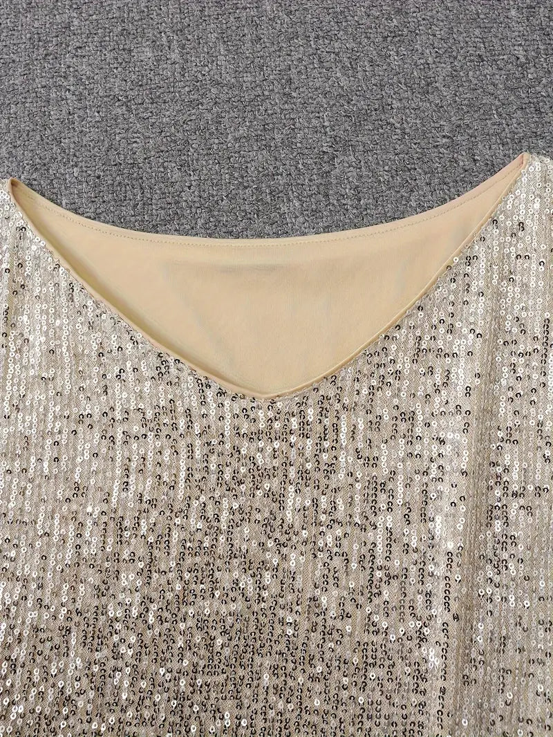 Glänzendes One-Shoulder-Minikleid für den Abend