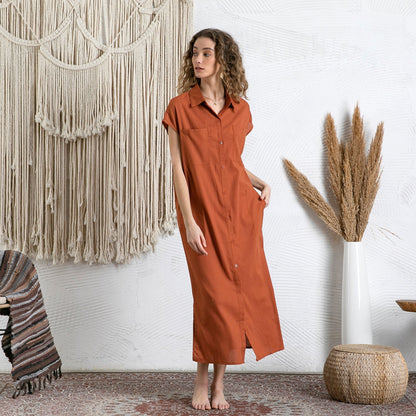 Leinenkleid mit durchgehender Knopfleiste