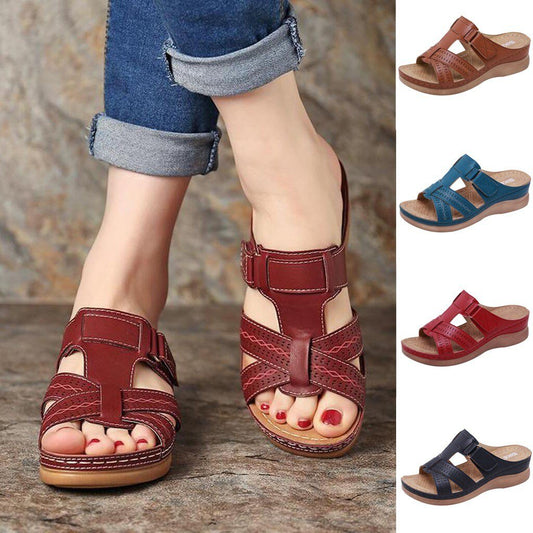 Komfortable Damen-Sandalen mit geflochtenem Design und Klettverschluss